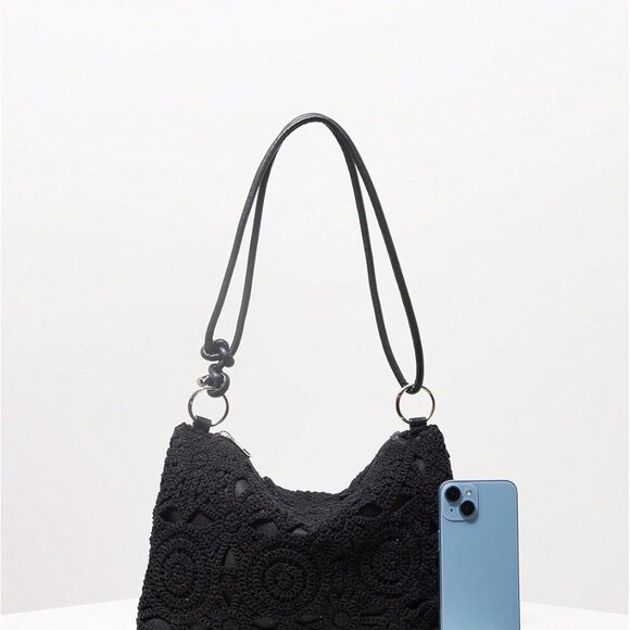 Fashion-Forward 3D Flower Clutch Bag - Adjustable Shoulder Style, Black - Picture 3 of 6